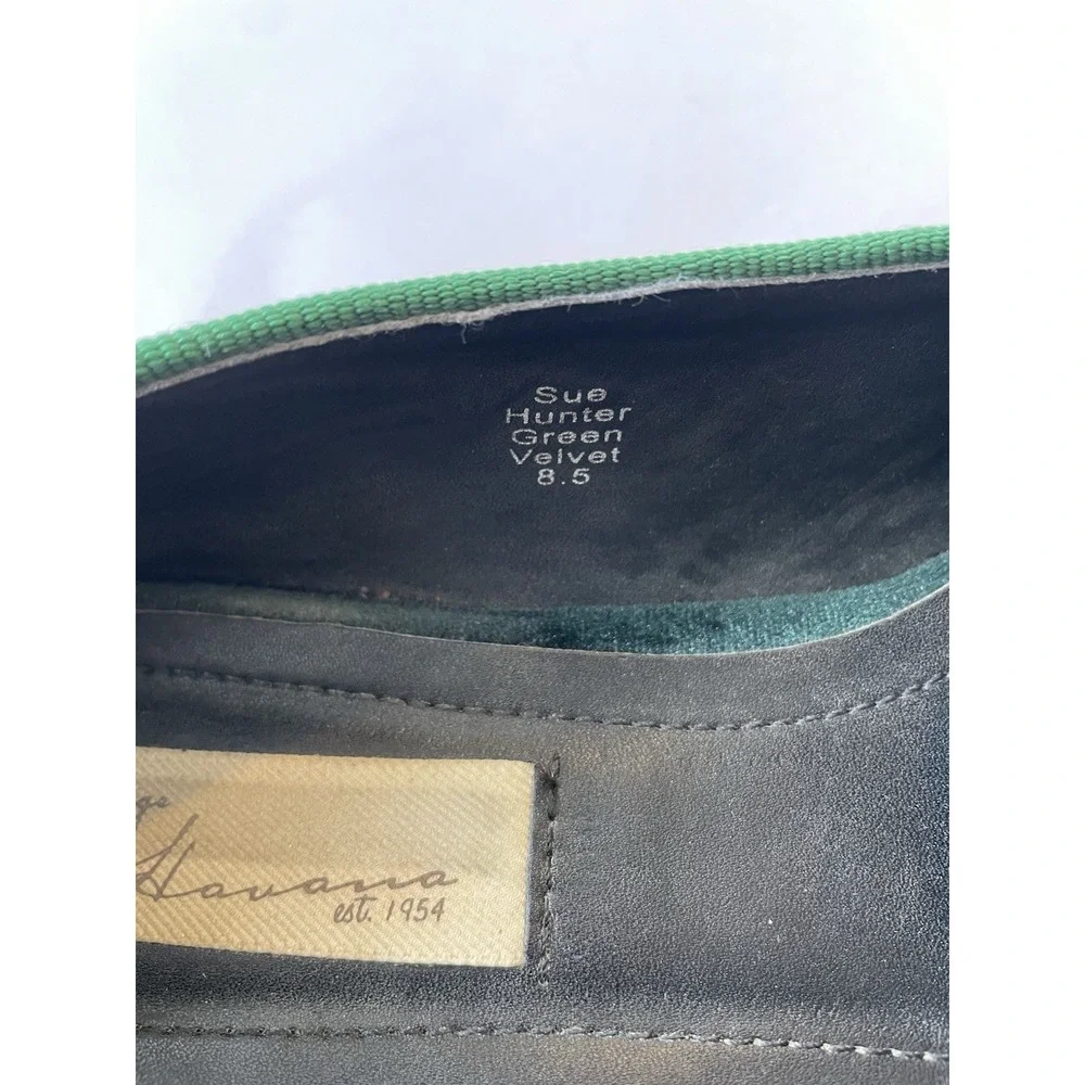 Vintage Havana Green Velvet‎ Flats Beaded Bees Dragonflies Holiday Old Money 8.5